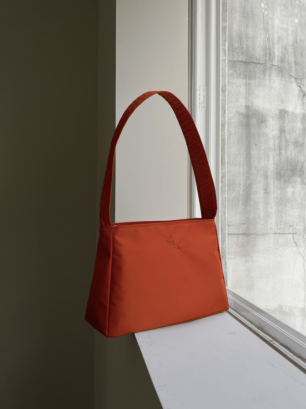 {REFURB}Comfy Bag _ Orange Red
